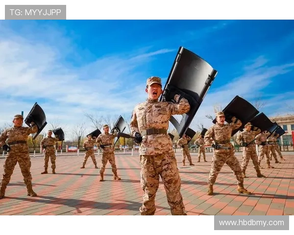 奥彭达进球集锦展示出超级前锋的锋芒，持续提升表现值得关注
