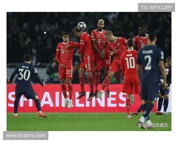 拜仁防守体系漏洞频出问题显现，近期表现受限，稳定性面临考验