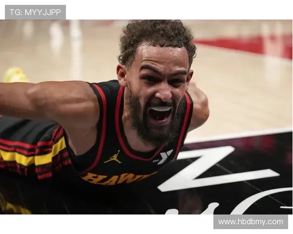 特雷·杨居然换了个豪车，用得比咱司机还溜？